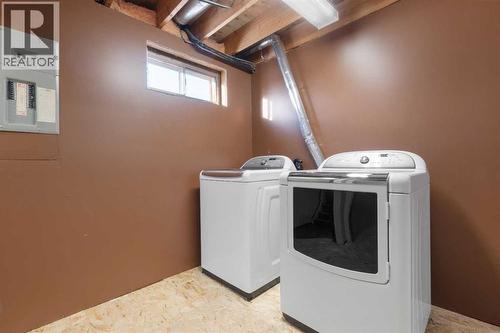 27 Tressa Street, Swan Hills, AB - Indoor Photo Showing Laundry Room