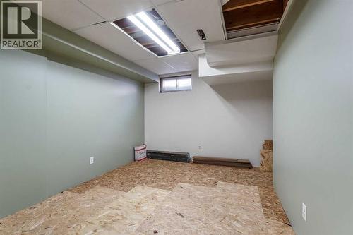 27 Tressa Street, Swan Hills, AB - Indoor