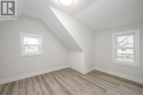186 Victoria Street, Southwest Middlesex (Glencoe), ON - Indoor Photo Showing Other Room