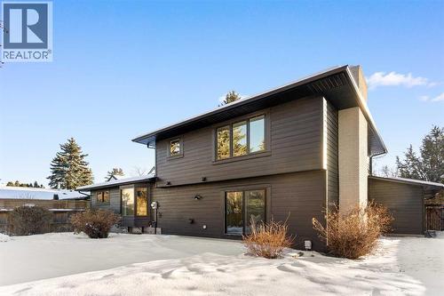 1012 70 Avenue Sw, Calgary, AB - Outdoor With Exterior
