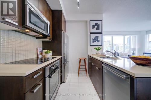 2004 - 295 Adelaide Street W, Toronto, ON - Indoor Photo Showing Kitchen With Double Sink