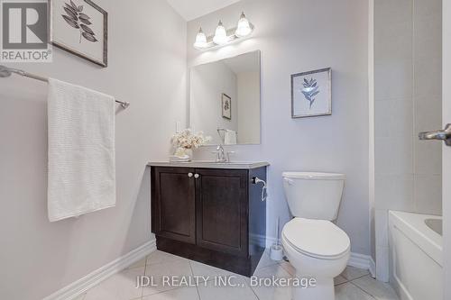 3002 Preserve Drive, Unit 25 Drive, Oakville, ON - Indoor Photo Showing Bathroom