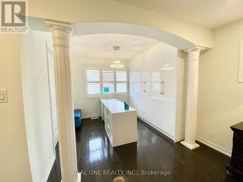 238 Nautical Boulevard, Oakville, ON - Indoor