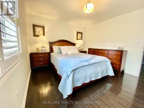 238 Nautical Boulevard, Oakville, ON - Indoor Photo Showing Bedroom