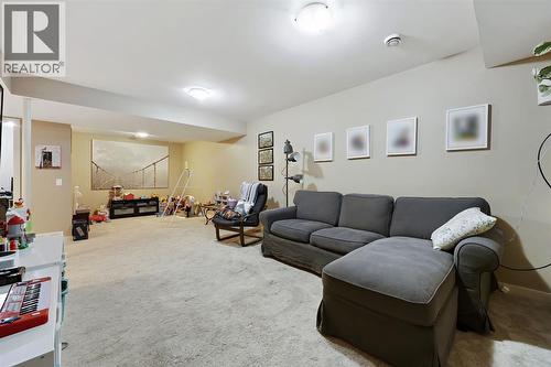 256 Lysander Place Se, Calgary, AB - Indoor