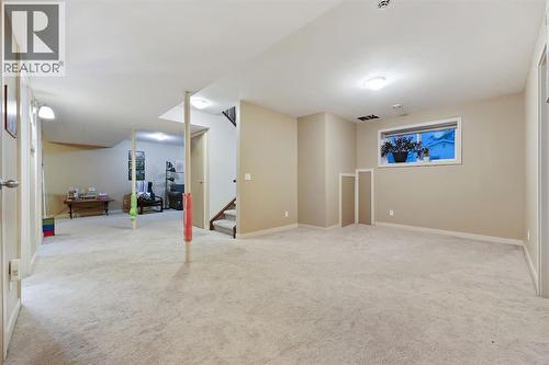 256 Lysander Place Se, Calgary, AB - Indoor