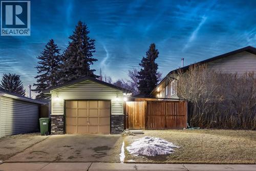 256 Lysander Place Se, Calgary, AB - Outdoor