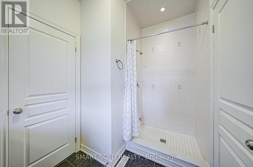 99 Chouinard Way, Aurora, ON - Indoor