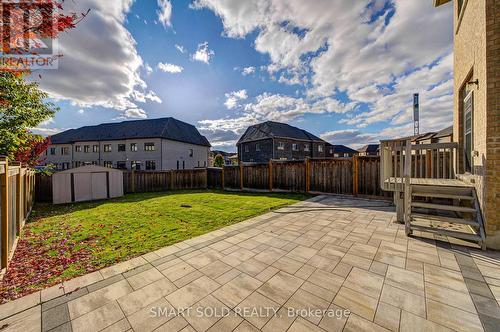 99 Chouinard Way, Aurora, ON - Outdoor