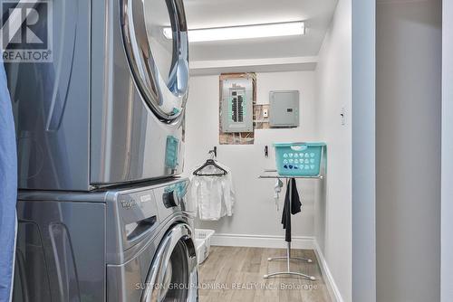 65 Patrice Crescent, Vaughan, ON - Indoor Photo Showing Laundry Room