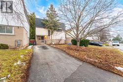 6 HILLPARK TRAIL  Brampton, ON L6S 1R1