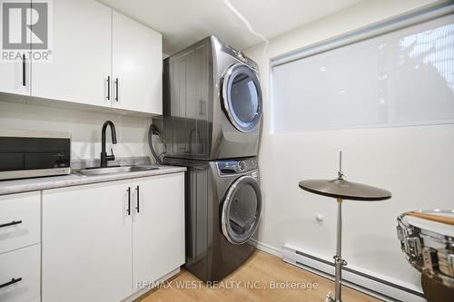 6 Hillpark Trail, Brampton, ON - Indoor Photo Showing Laundry Room