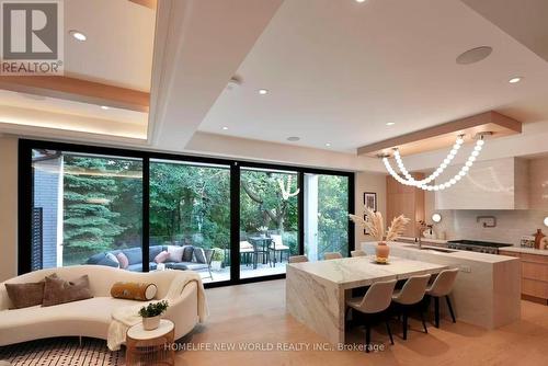 30 Orchard Crescent, Toronto, ON - Indoor