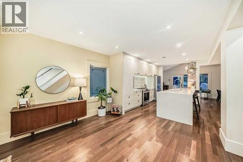 2120 18 Street Sw, Calgary, AB - Indoor Photo Showing Other Room