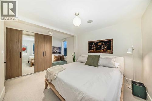 2120 18 Street Sw, Calgary, AB - Indoor Photo Showing Bedroom