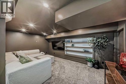 2120 18 Street Sw, Calgary, AB - Indoor