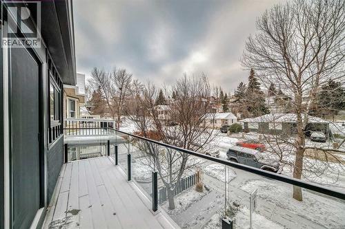 2120 18 Street Sw, Calgary, AB - Outdoor