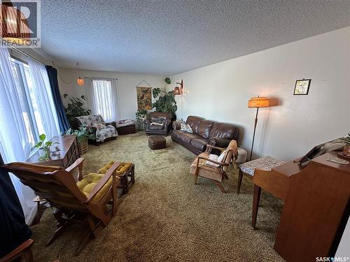 Bowes Acreage, Laird, SK - Indoor