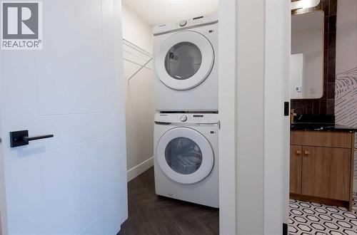 414, 370 Dieppe Drive Sw, Calgary, AB - Indoor Photo Showing Laundry Room