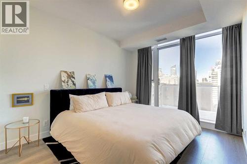 703, 930 16 Avenue Sw, Calgary, AB - Indoor Photo Showing Bedroom