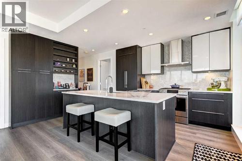 703, 930 16 Avenue Sw, Calgary, AB - Indoor Photo Showing Kitchen With Upgraded Kitchen