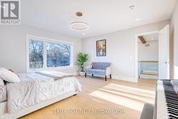 2nd primary sized bedroom. View beautiful sunsets - 