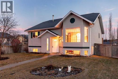 165 Quigley Drive  Cochrane, AB T4C 1R4