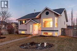 165 Quigley Drive  Cochrane, AB T4C 1R4