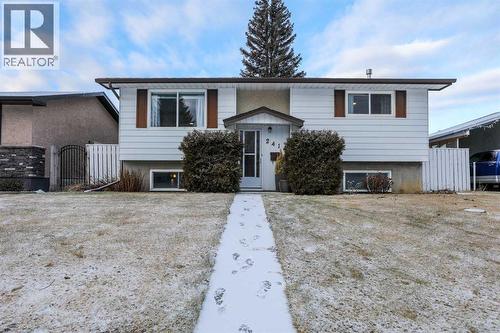 2414 18 Street N  Lethbridge, AB T1H 4P9