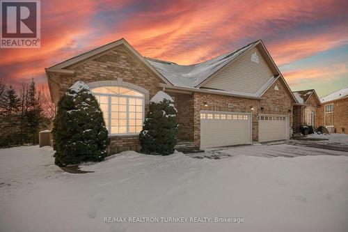 440 MORLEY COOK CRESCENT  Newmarket, ON L3X 2M3