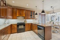Ideal Layout for Serving or time together to cook - 