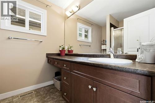 3669 Green Bank Road, Regina, SK - Indoor Photo Showing Bathroom