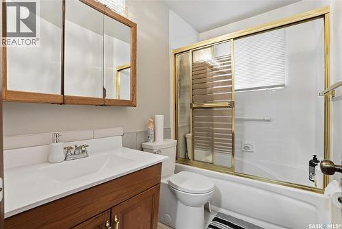 342 Acadia Drive, Saskatoon, SK - Indoor Photo Showing Bathroom