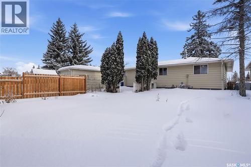 342 Acadia Drive, Saskatoon, SK - Outdoor