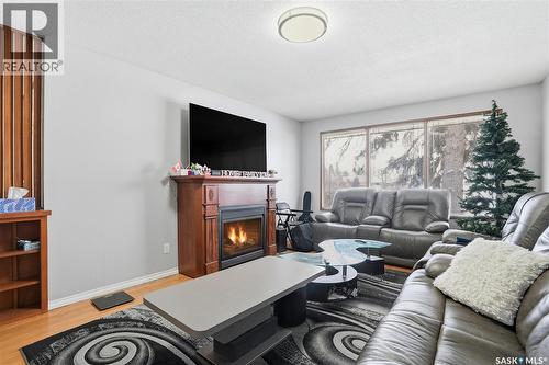 342 Acadia Drive, Saskatoon, SK - Indoor Photo Showing Living Room With Fireplace