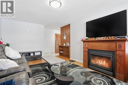 342 Acadia Drive, Saskatoon, SK - Indoor Photo Showing Living Room With Fireplace