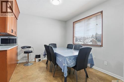 342 Acadia Drive, Saskatoon, SK - Indoor Photo Showing Dining Room