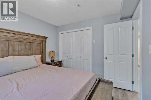 117, 7130 80 Avenue Ne, Calgary, AB - Indoor Photo Showing Bedroom