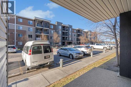 117, 7130 80 Avenue Ne, Calgary, AB - Outdoor