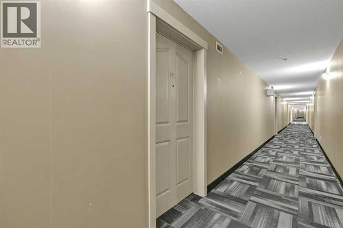 117, 7130 80 Avenue Ne, Calgary, AB - Indoor Photo Showing Other Room