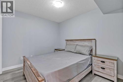 117, 7130 80 Avenue Ne, Calgary, AB - Indoor Photo Showing Bedroom