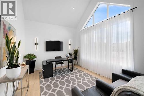 19 Monterra Way, Rural Rocky View County, AB - Indoor