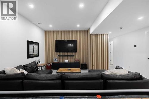 19 Monterra Way, Rural Rocky View County, AB - Indoor