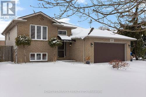 655 Alpenrose Court, Windsor, ON - Outdoor