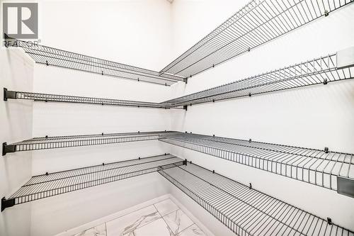 140 Carringham Road Nw, Calgary, AB - 