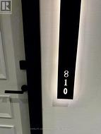 810 - 115 DENISON AVENUE  Toronto, ON M5T 2E6