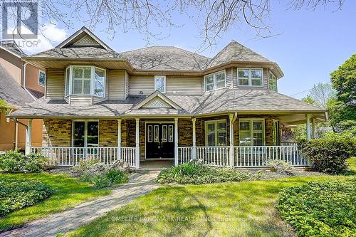 427 CAIRNCROFT ROAD  Oakville, ON L6V 4N1