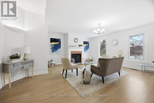 137 Chelwood Drive, Vaughan, ON - Indoor