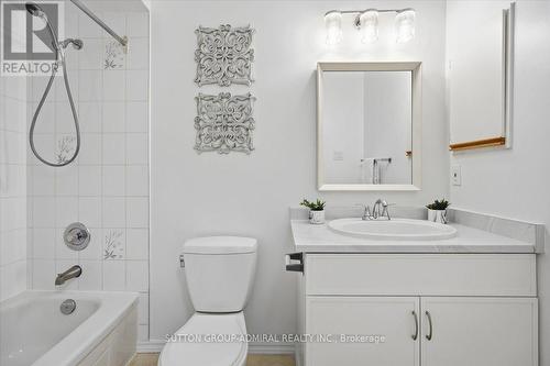 137 Chelwood Drive, Vaughan, ON - Indoor Photo Showing Bathroom