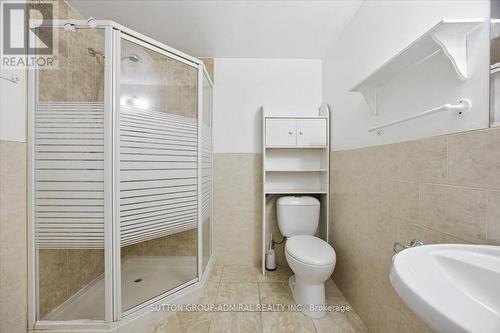 137 Chelwood Drive, Vaughan, ON - Indoor Photo Showing Bathroom